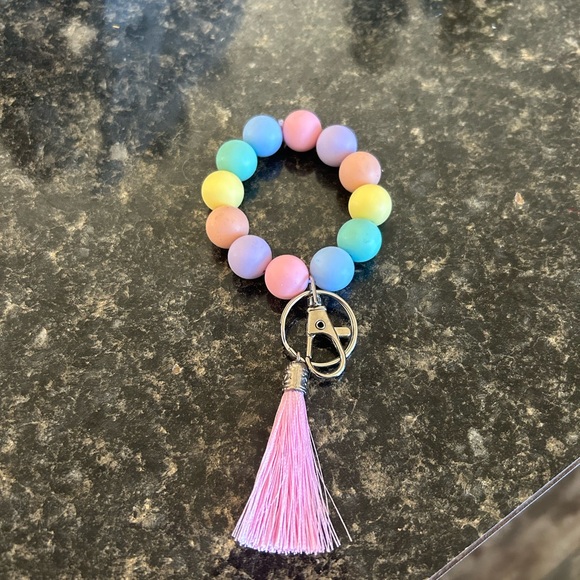 Keychain Bracelets - Picture 8 of 16